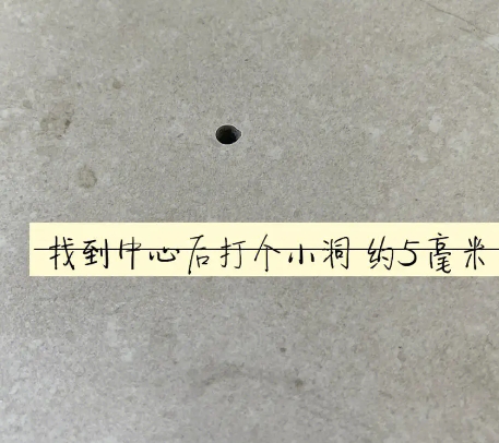 黑龙江瓷砖空鼓维修公司专业解答在瓷砖铺贴过程中，如果砂料搅拌不均匀，将会带来以下问题